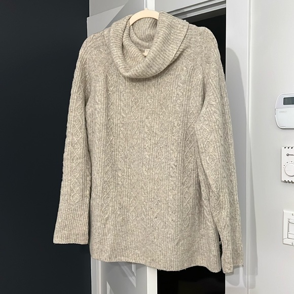 Community chunky sweater Aritzia - Picture 1 of 6